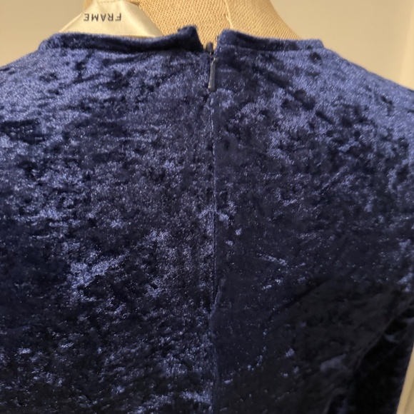 FRAME Velvet Long Sleeve Blouse Size Medium - Picture 6 of 7
